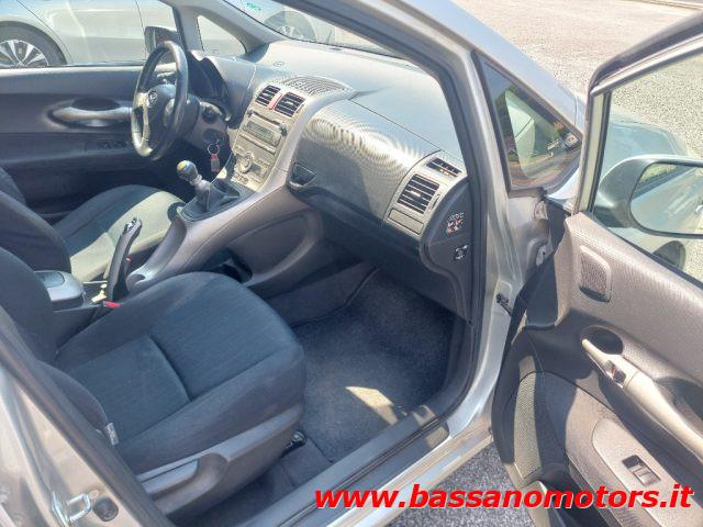 TOYOTA Auris 1.4 D-4D 5 porte Sol