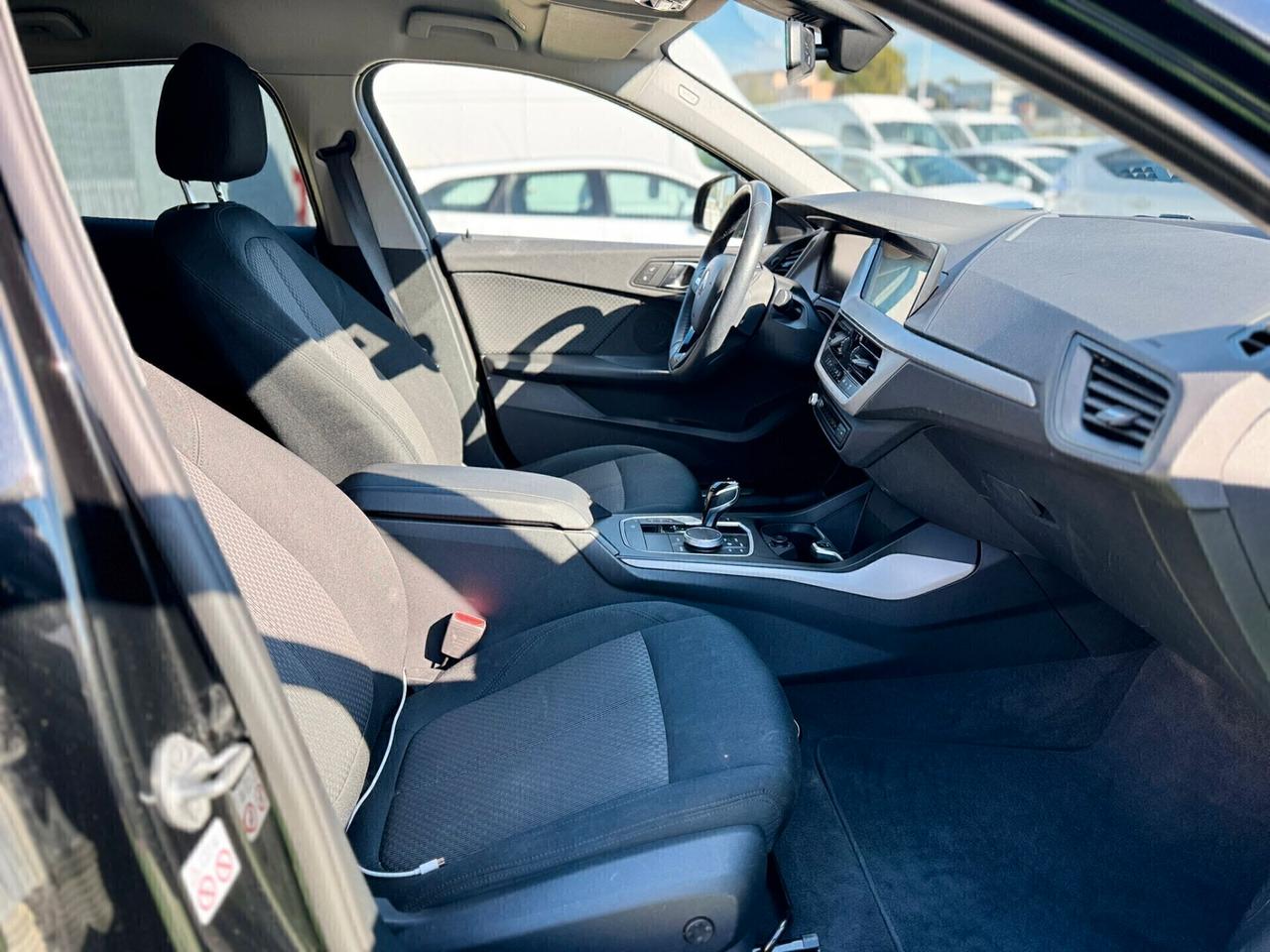 Bmw serie 118d 150cv anno02/2023 Permute Garanzia Finanziamenti