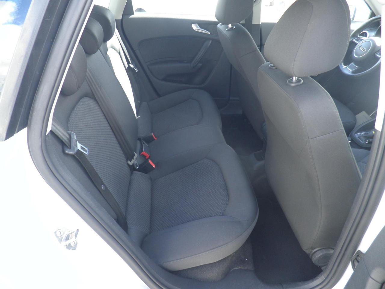 Audi A1 Sportback 1.6 tdi Metal s-tronic