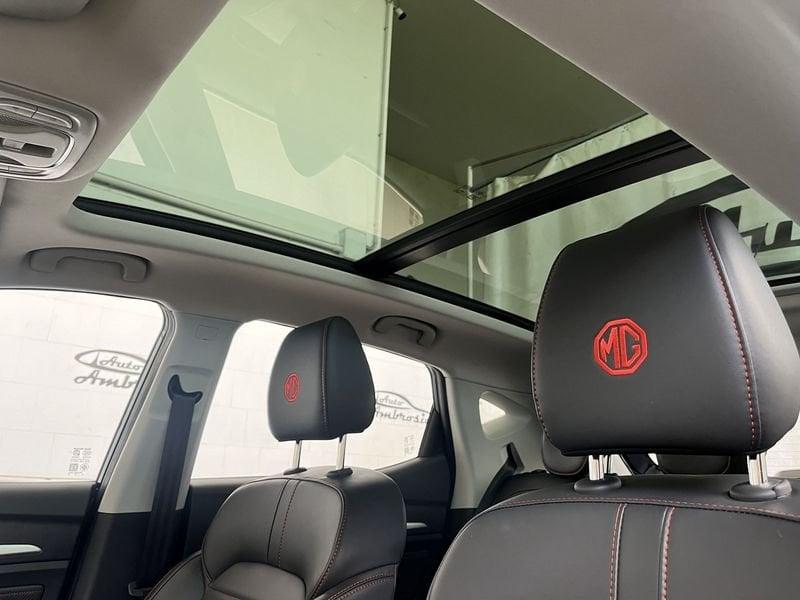 MG ZS ZS 1.0 Luxury tua da 154,00 al mese