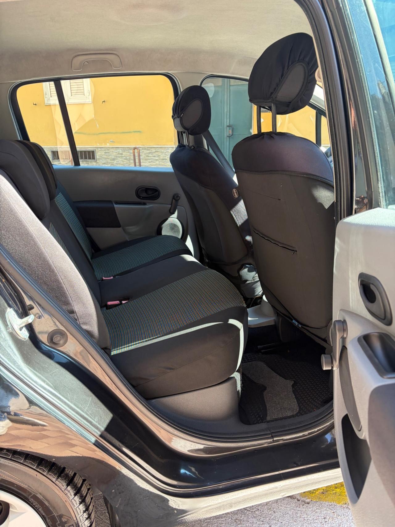 Renault Modus 1.5 dCi 85CV Dynamique
