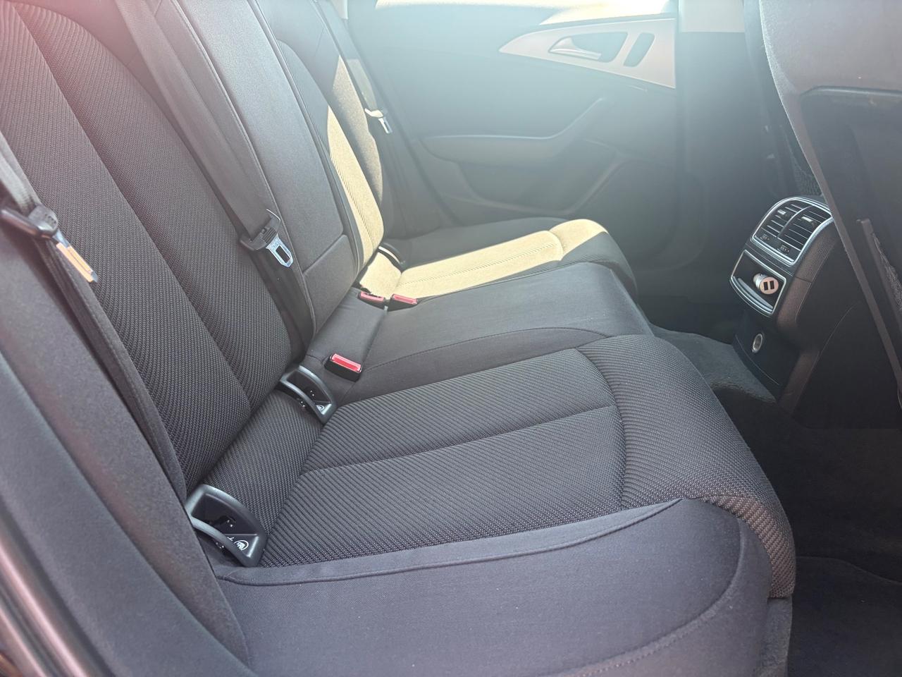 Audi A6 2.0 TDI ultra S tronic Business Plus