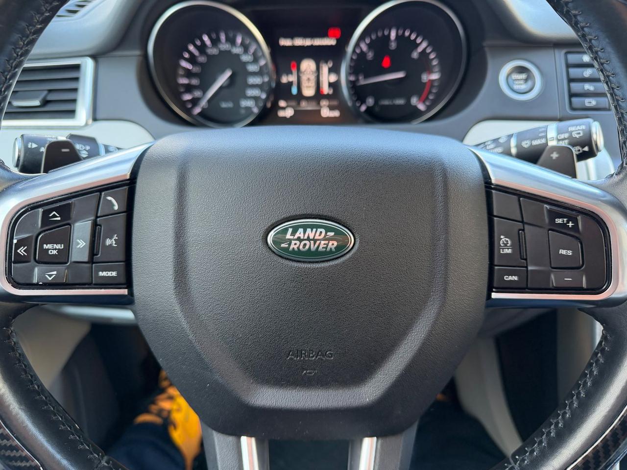 Land Rover Discovery Sport 2.0 TD4 HSE #10320