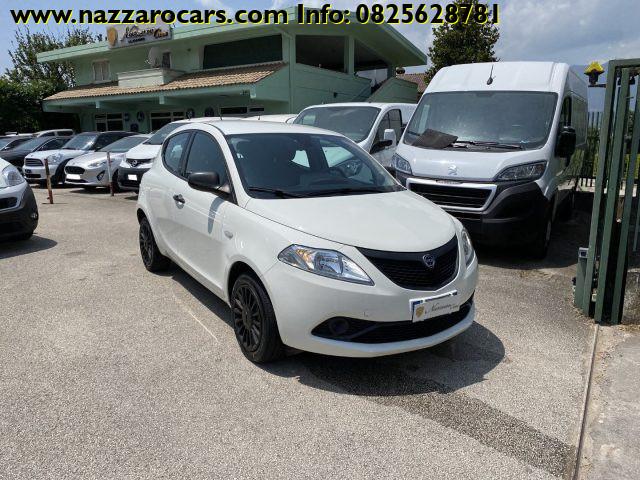 LANCIA Ypsilon 1.0 FireFly 5 porte S&S Hybrid Ecochic Silver
