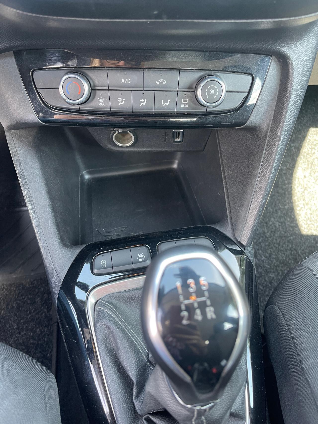 Opel Corsa 1.2 Edition NEOPATENTATI