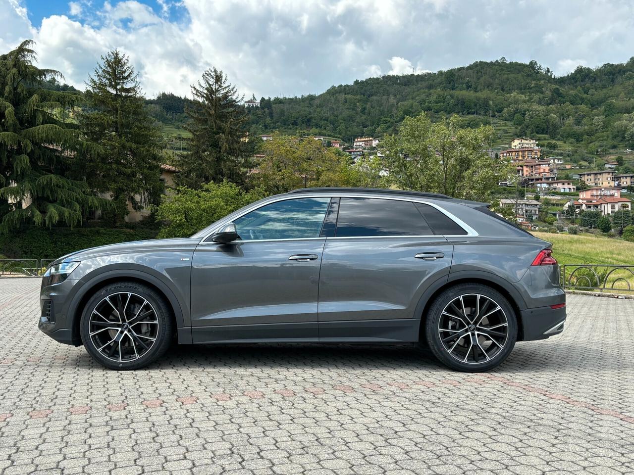 Audi Q8 50 TDI 286 CV quattro,SLINE,PANORAMA,RETROSTERZANTE