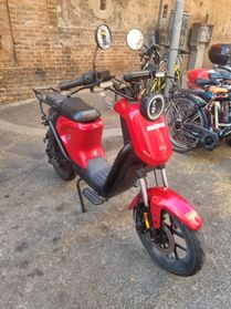 Scooter Elettrico NIU UQi GT 9000km - 2021