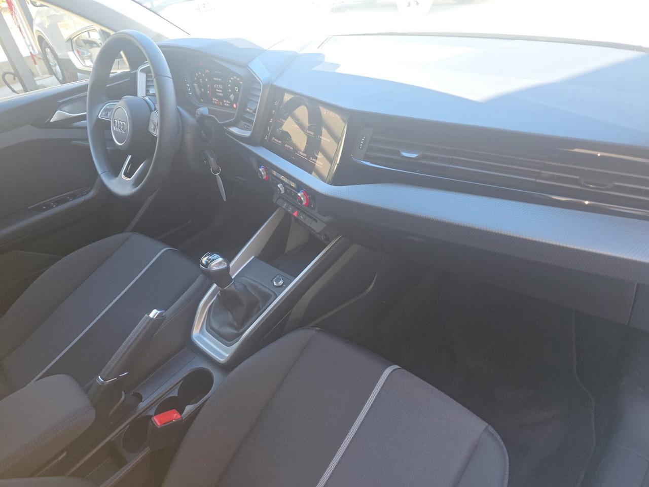 Audi A1 allstreet 30 TFSI Business