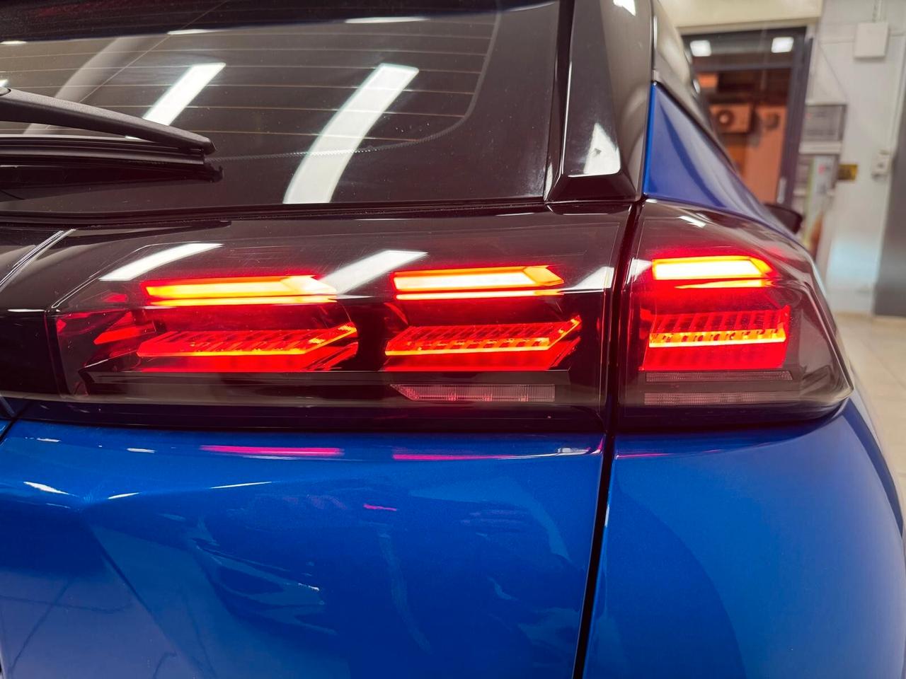 Peugeot 2008 PureTech 100 S&S Active