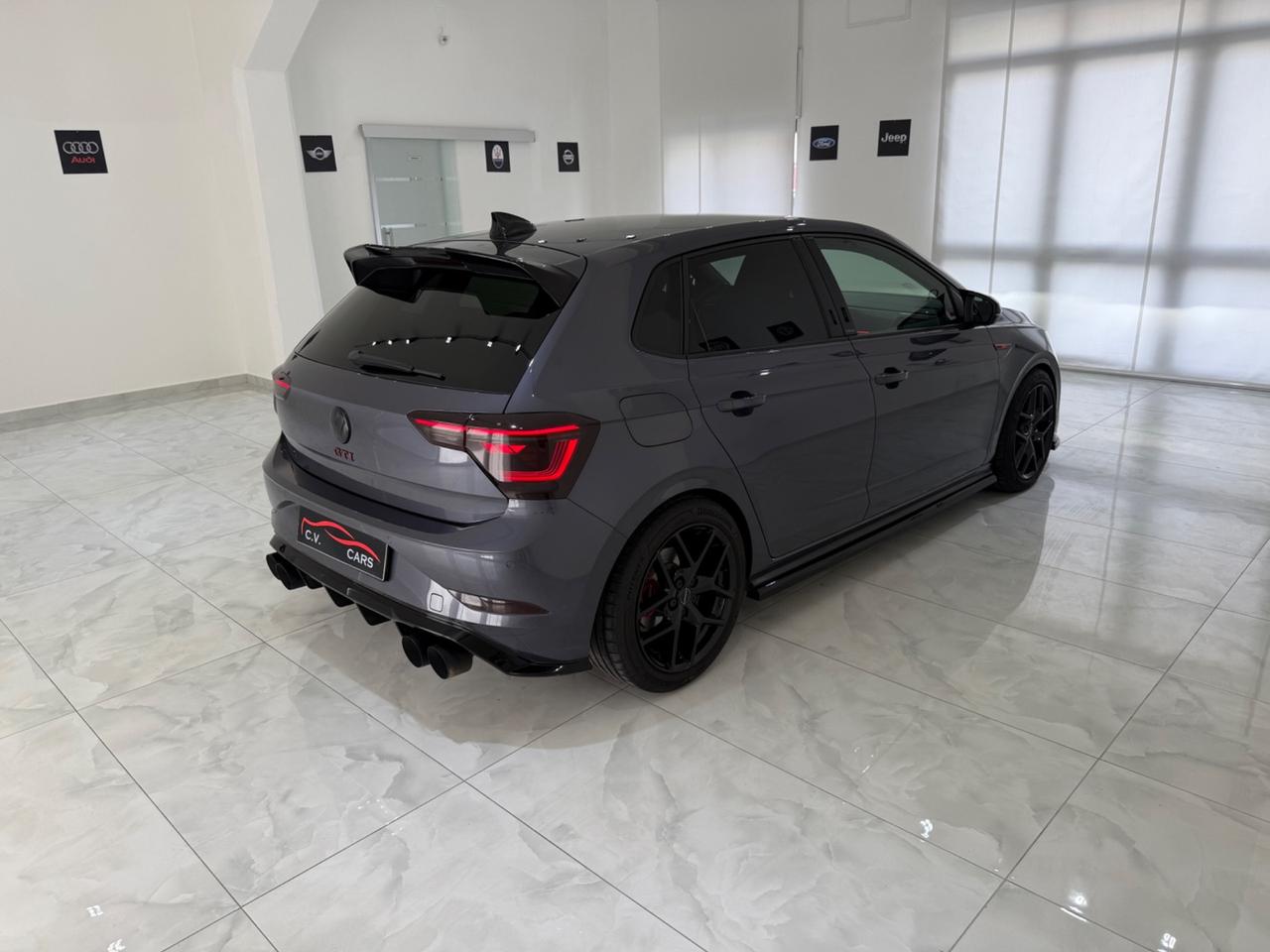 Volkswagen Polo 2.0 TSI DSG GTI UNICO PROPRIETARIO