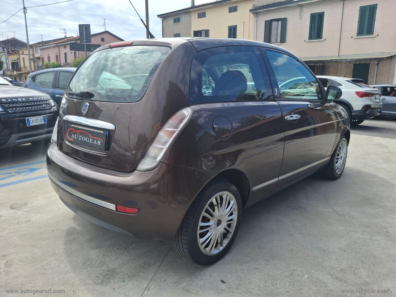LANCIA Ypsilon 1.2 69 CV Platinum
