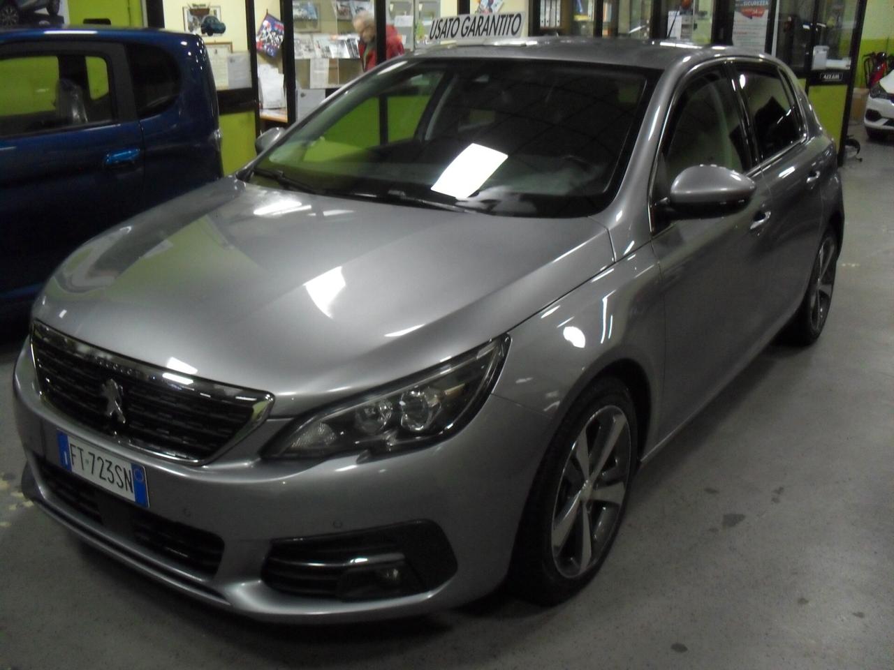Peugeot 308 BlueHDi 130 S&S Allure