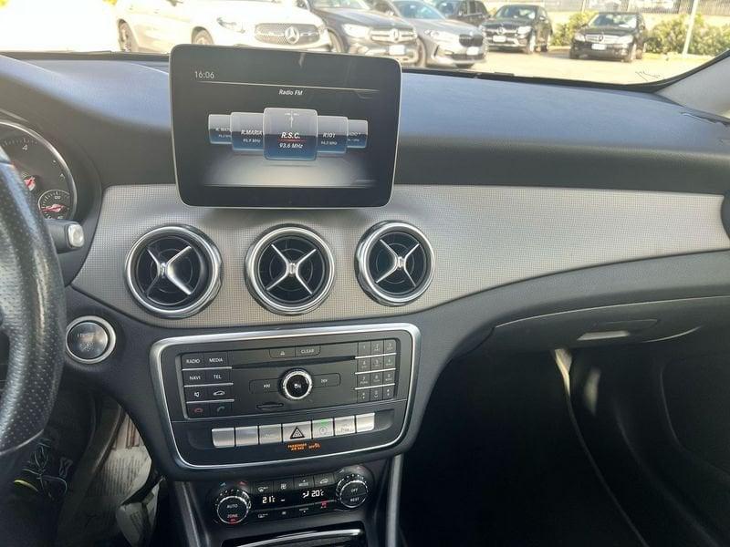 Mercedes-Benz GLA 200 d Automatic Sport