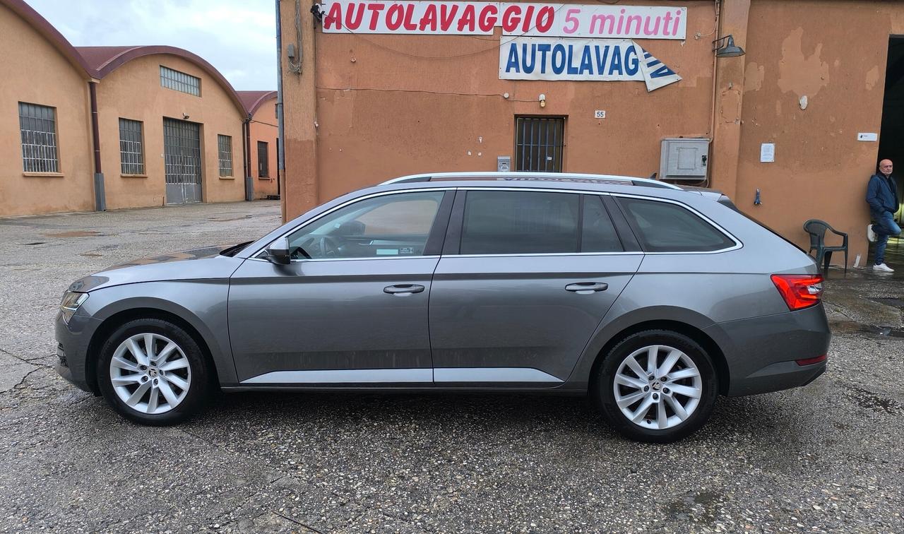 Skoda Superb 2.0 TDI EVO 150 CV SCR DSG Wagon Executive
