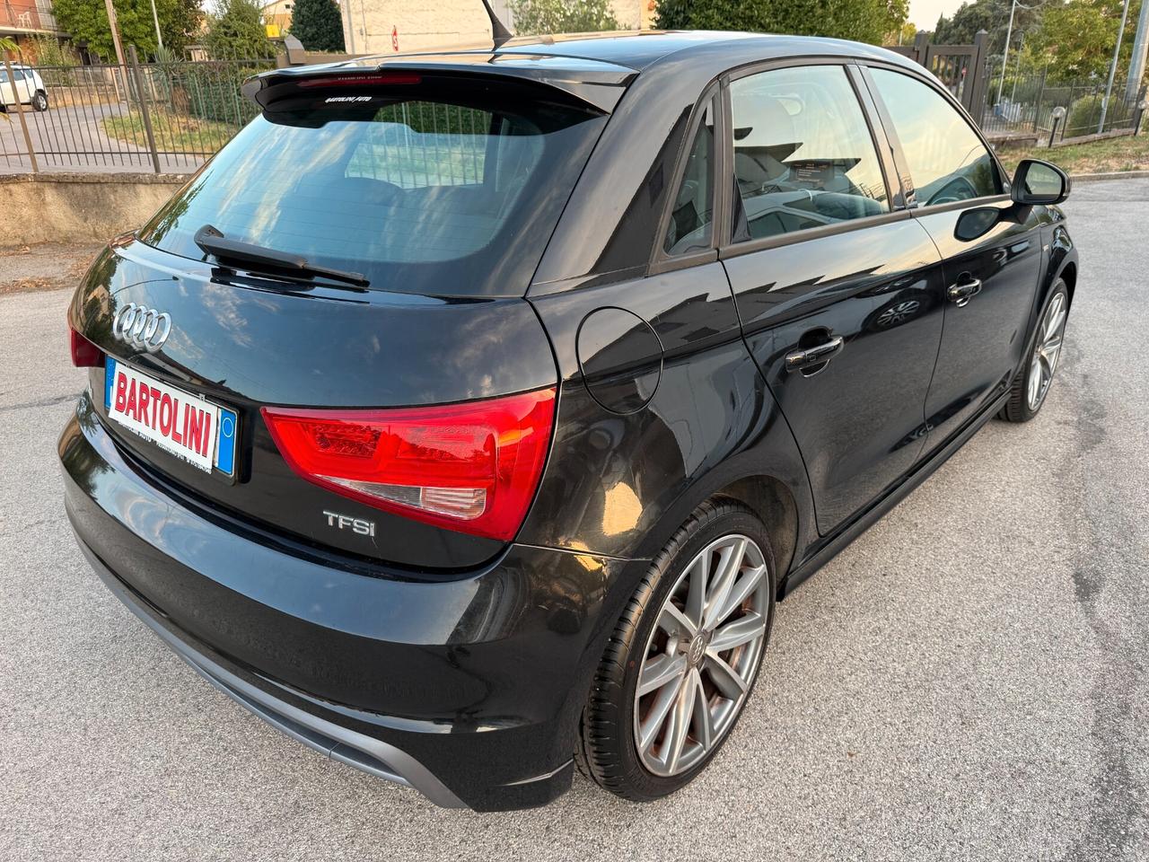 Audi A1 1.2 TFSI S line ok neopatentati