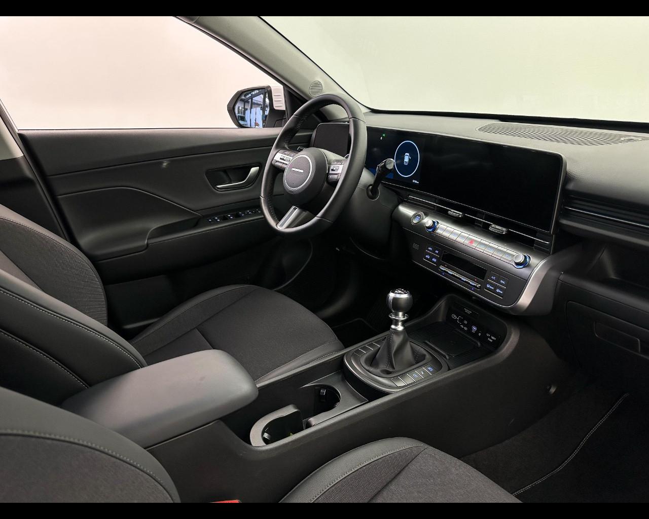HYUNDAI KONA ICE MY25 1.0T 48V MT XLINEPLUS