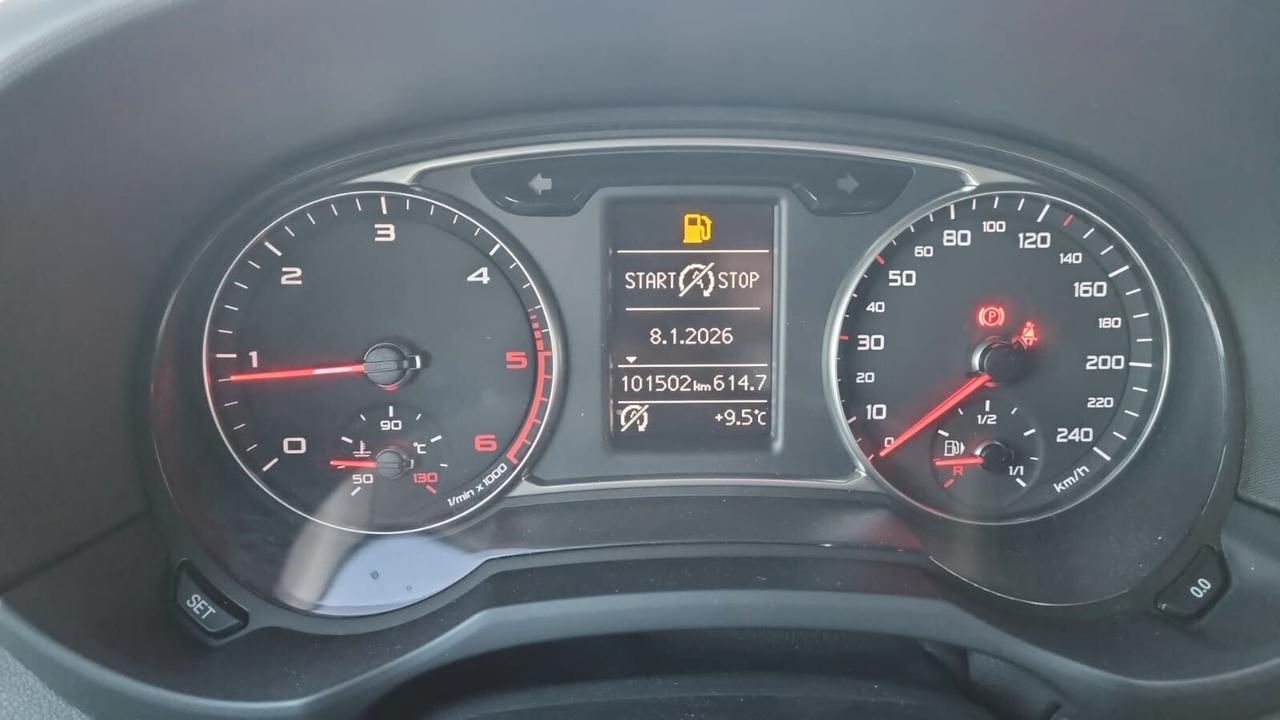 Audi A1 1.4 TDI Admired-90CV-66KW