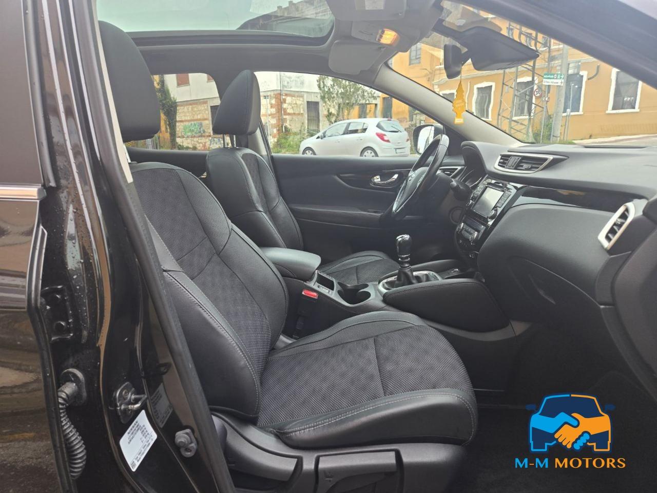 NISSAN Qashqai 1.5 dCi Tekna Plus