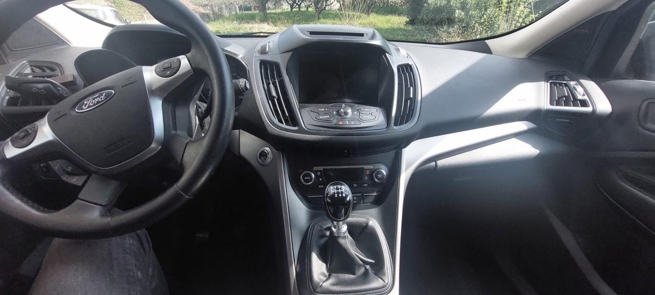 Ford Kuga 2.0 TDCI 150 CV S&S 2WD Titanium