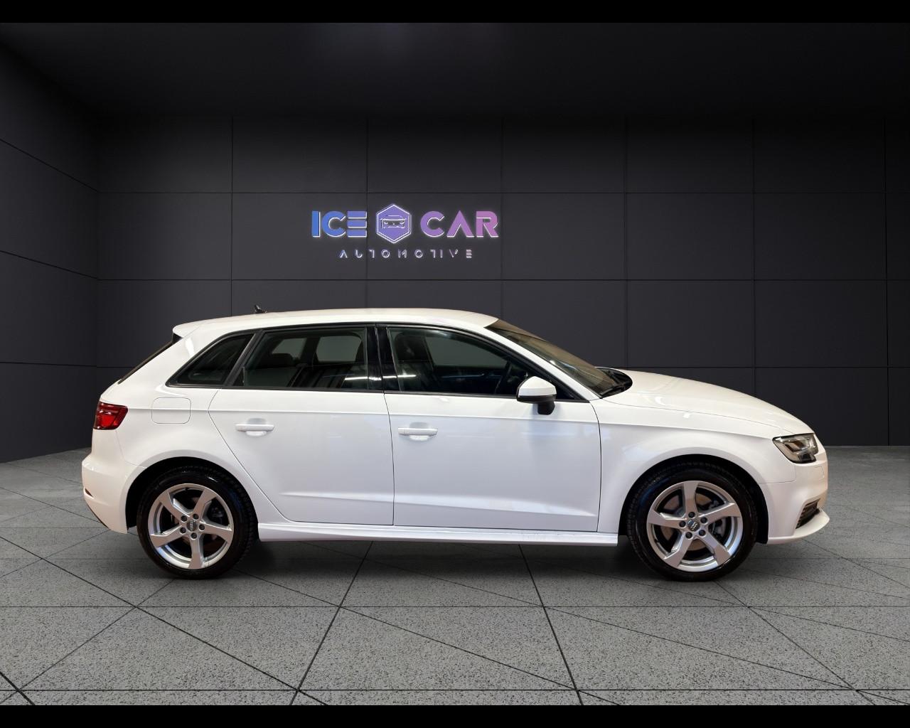 AUDI A3 Sportback e-tron - A3 SPB 40 e-tron S tronic