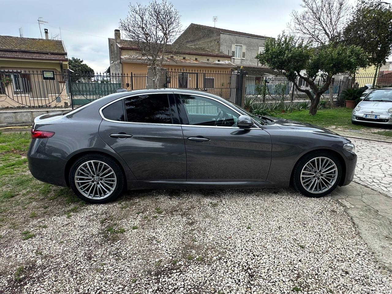 Alfa Romeo Giulia 2.2 Turbodiesel 180 CV AT8 Super