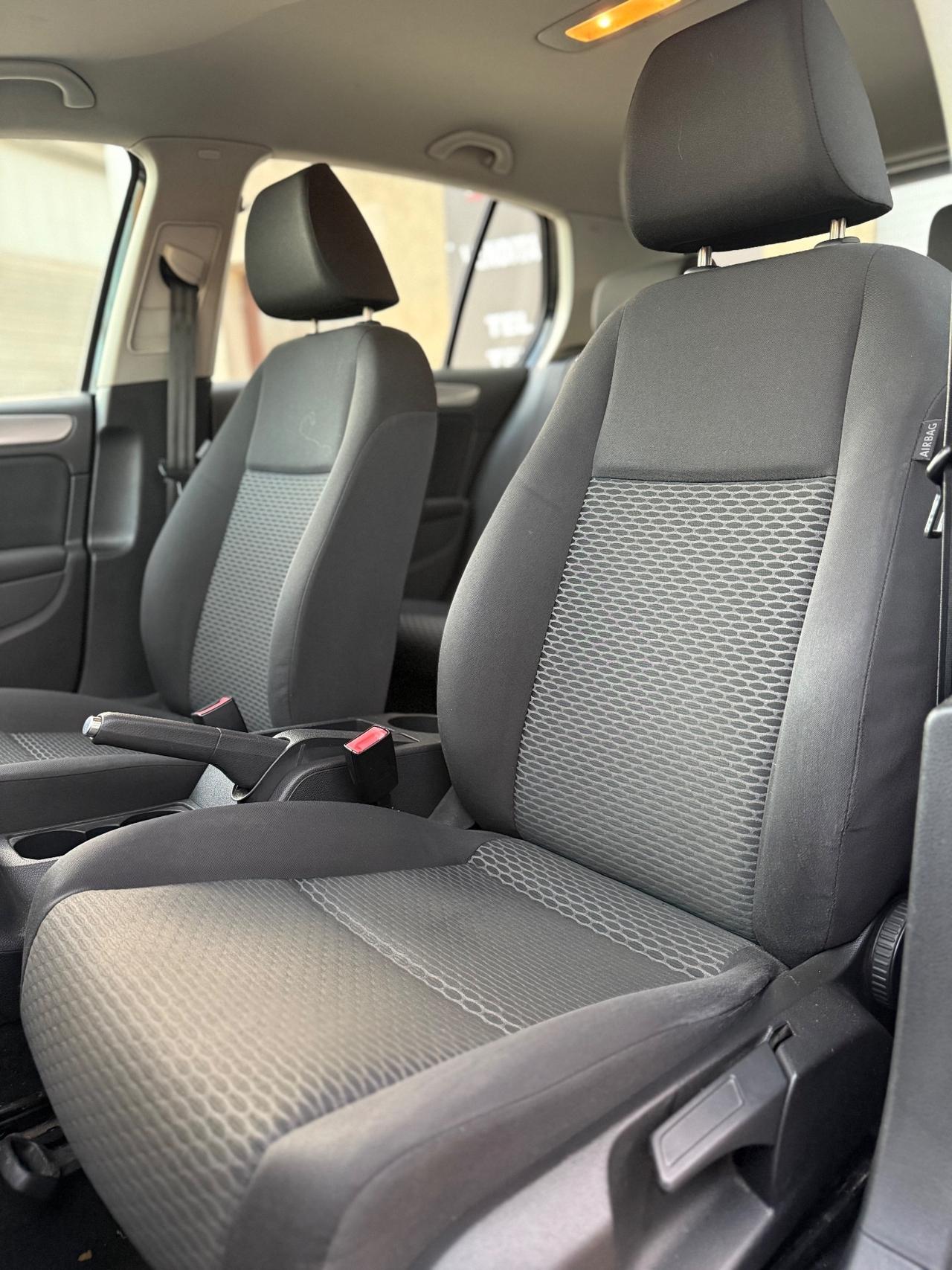 Volkswagen Golf 1.6 TDI DPF 5p. Highline