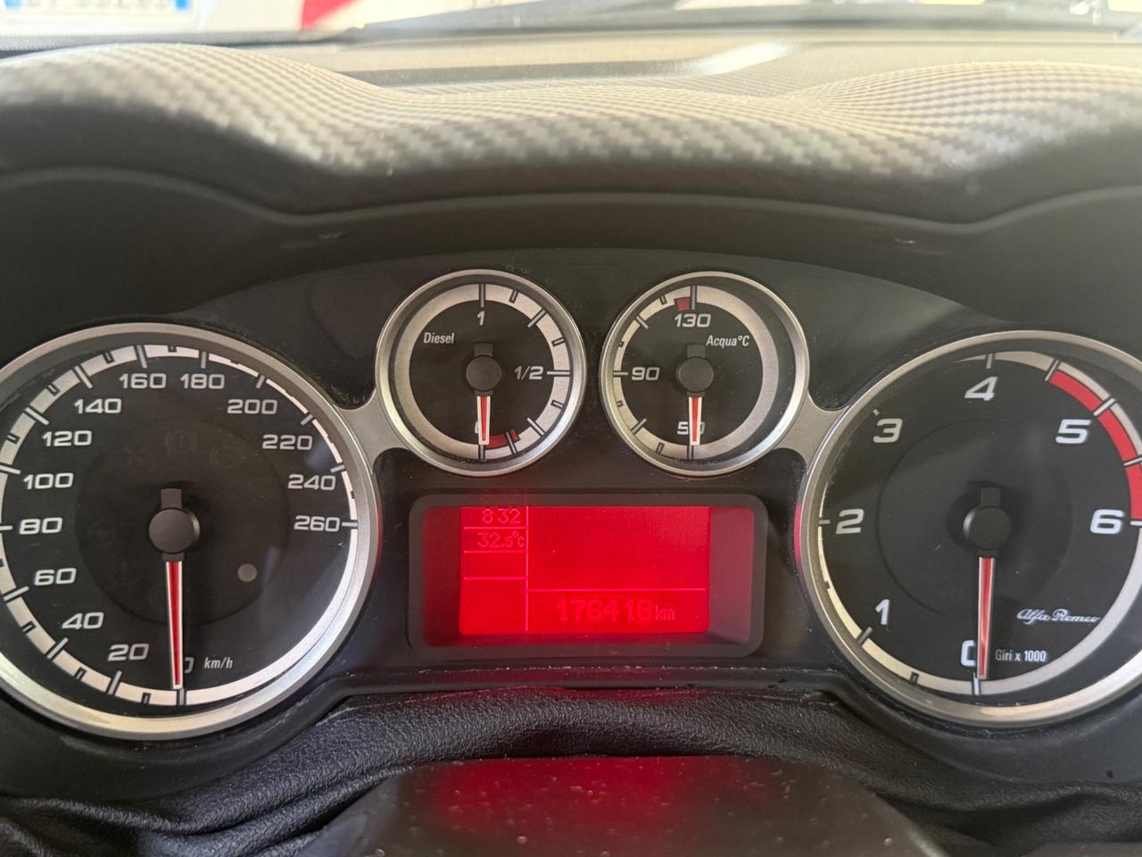 Alfa Romeo MiTo 1.6 JTDm 16V Distinctive Sport Pack ok neopatentati