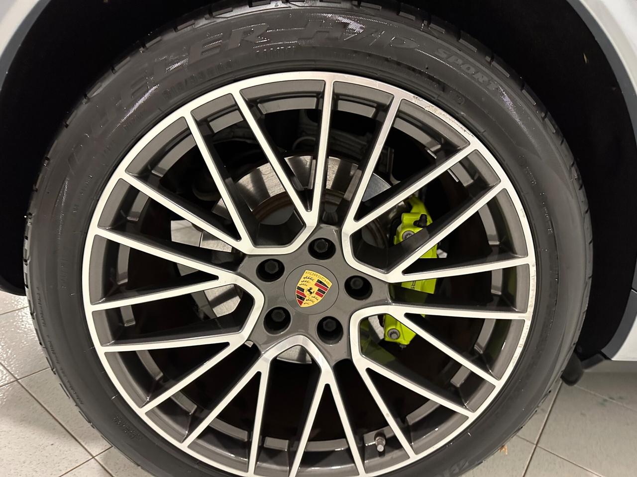 Porsche Cayenne Coupé 3.0 V6 E-Hybrid