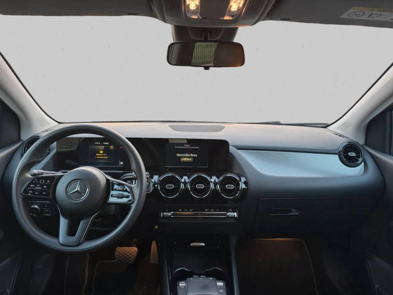 Mercedes-benz B 180 d Automatic Business Extra 08/2021