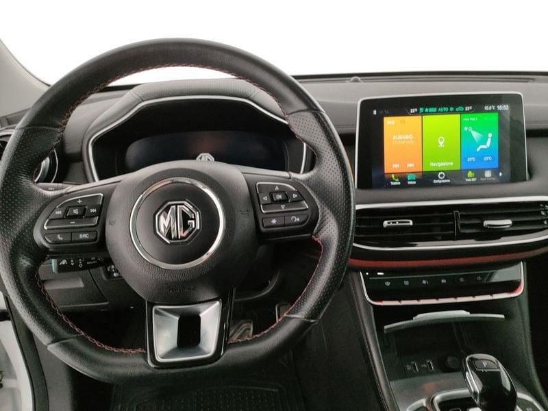 MG EHS Plug-in Hybrid Exclusive