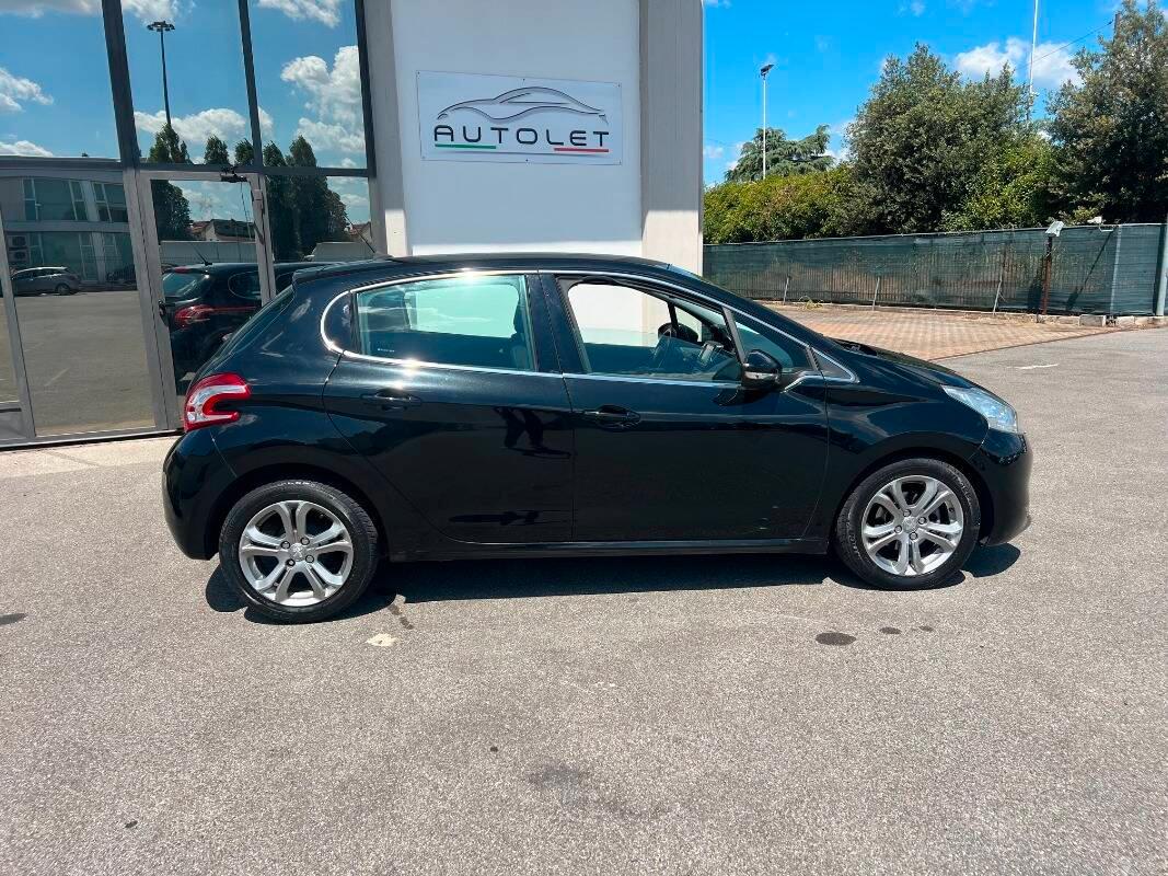 Peugeot 208 1.2 PT Allure E6 5p