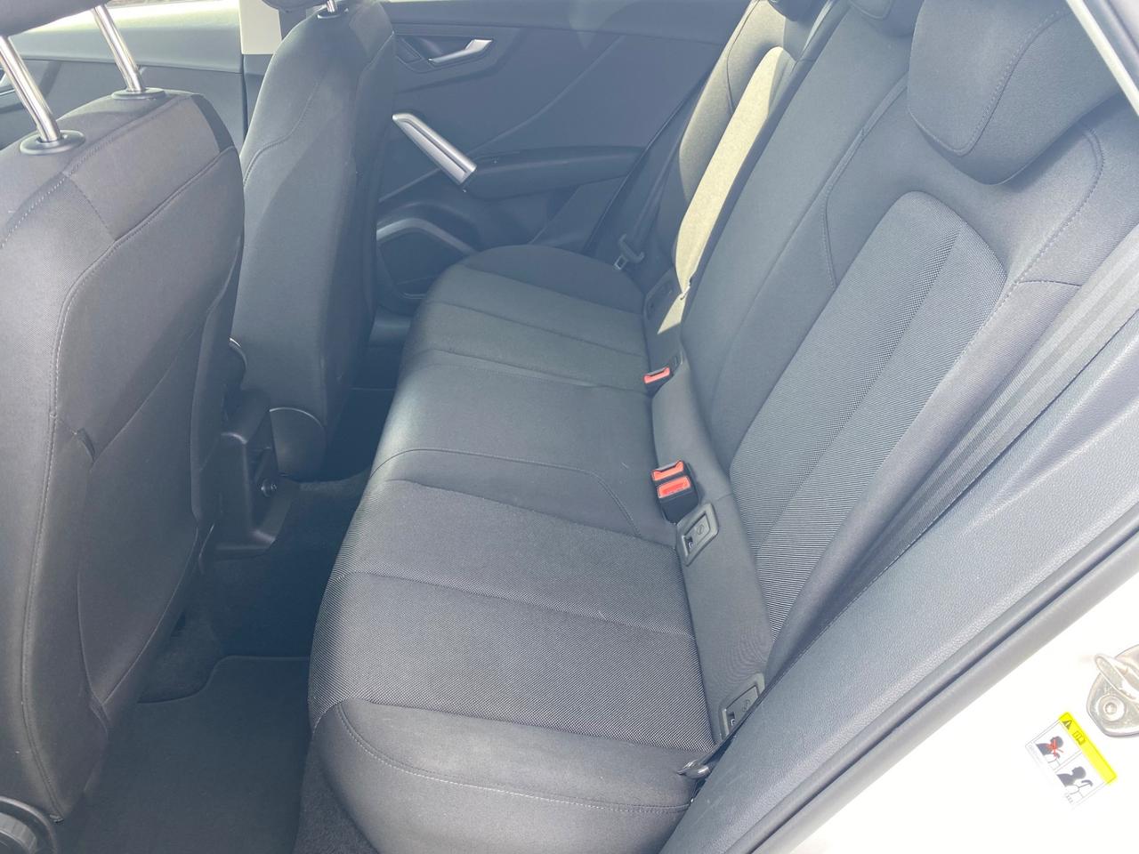 Audi Q2 35 TFSI S tronic Business