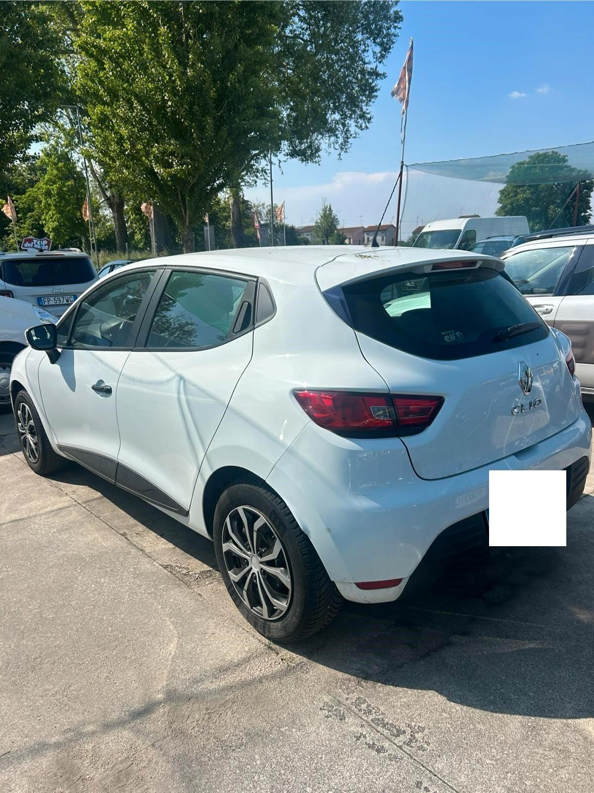 Renault Clio dCi 8V 75 CV Start&Stop 5 porte Energy Intens ok neo patentati