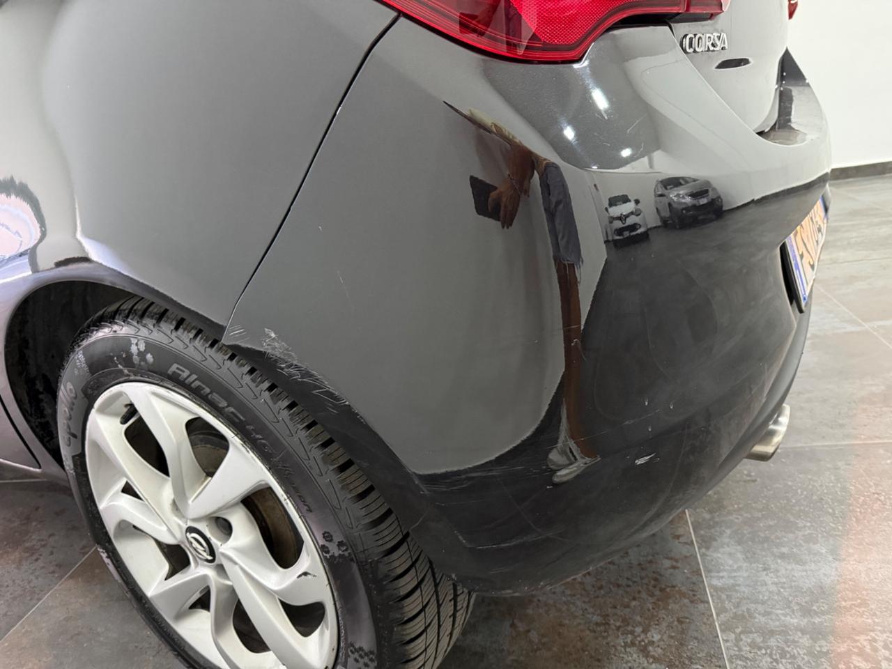 Opel Corsa 1.2 5 porte Edition PER COMMERCIANTI