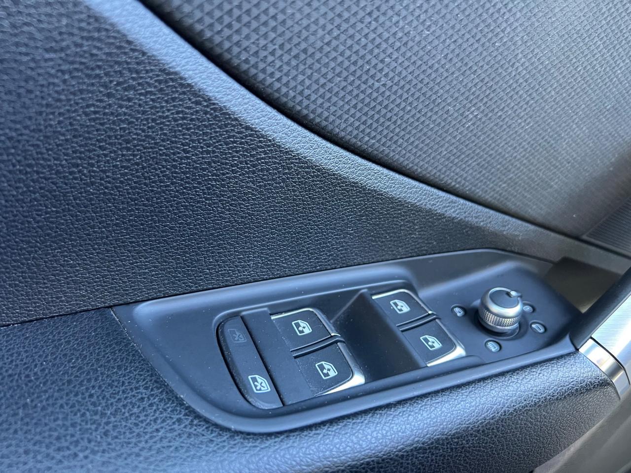 Audi Q2 35 TDI quattro S tronic Identity Black