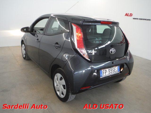 TOYOTA Aygo 1.0 VVT-i 69 CV 5 porte x-business.