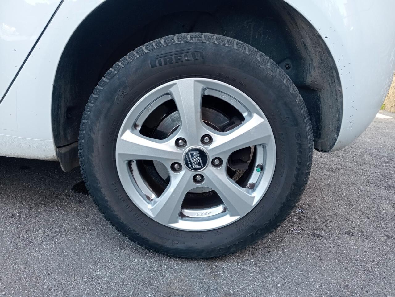 Kia Venga 1.4 CVVT Cool Uniproprietario