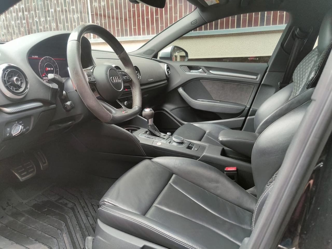 Audi A3 RS 3 SPB 2.5 TFSI quattro S tronic - CARBO