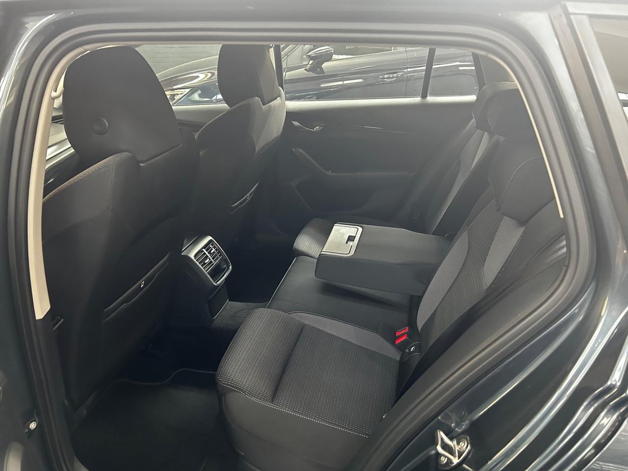 Skoda Octavia 1.5 G-TEC DSG executive neopatentati