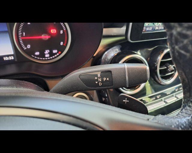 MERCEDES-BENZ GLC 220 d Executive 4matic auto