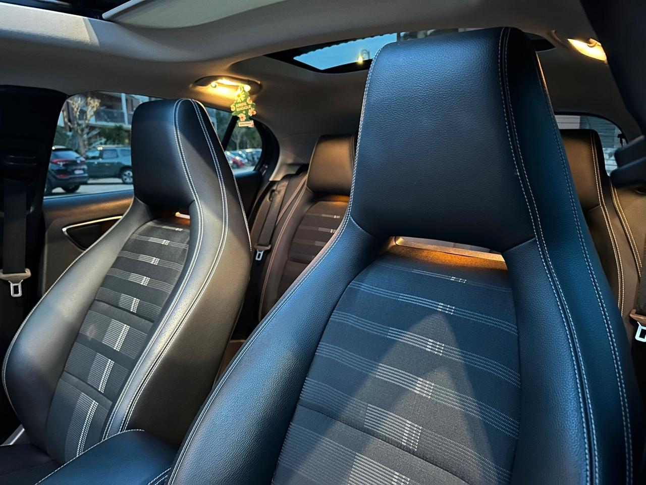 Mercedes-benz GLA 200 d Automatic Premium