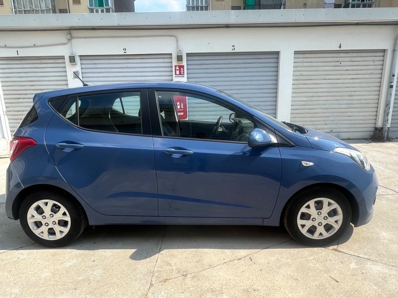Hyundai i10 1.0 MPI Sound Edition