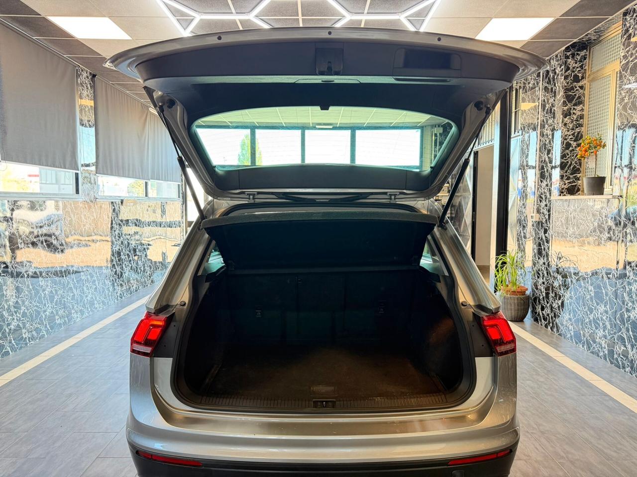 Volkswagen Tiguan 1.6 TDI SCR Business BlueMotion Technology