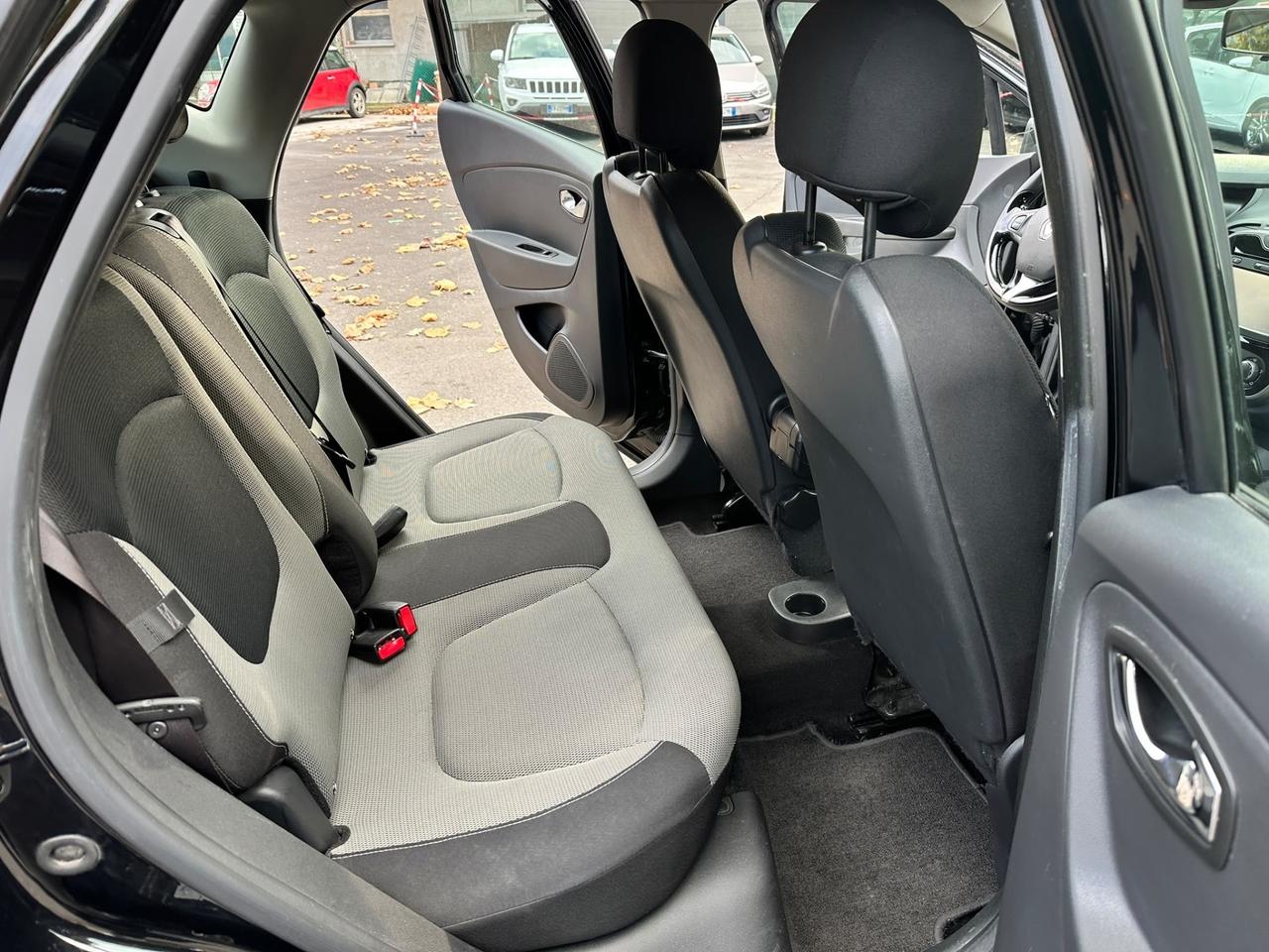 Renault Captur dCi 8V 110 CV Start&Stop Energy Sport Edition2