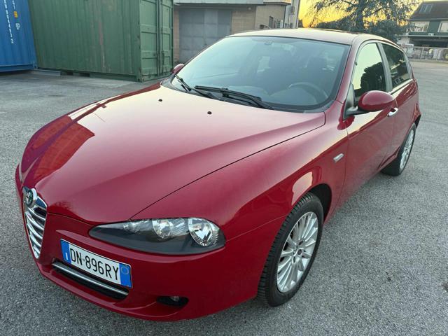 ALFA ROMEO 147 128,597km 1.6 16V TS (105) 5p come nuovo