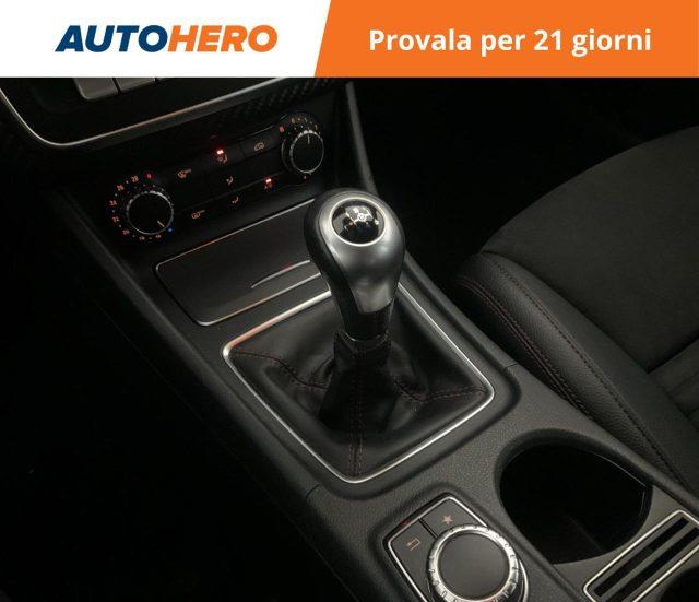 MERCEDES-BENZ A 180 d Premium