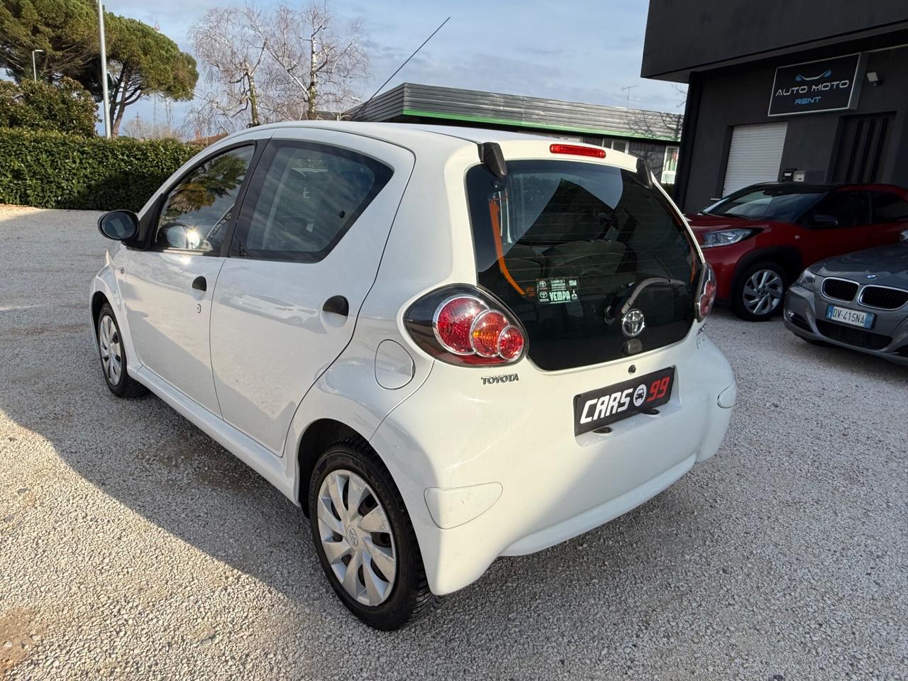 Toyota Aygo 1.0 12V VVT-i 5 porte Active Connect