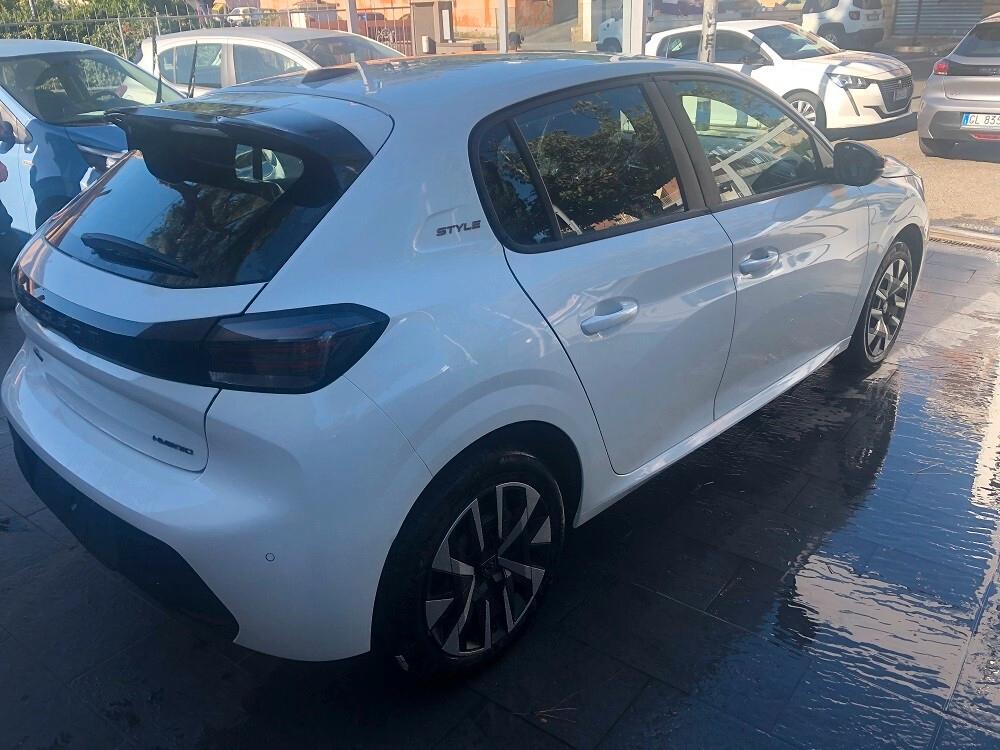 Peugeot 208 Hybrid 110 e-DCS6 Style