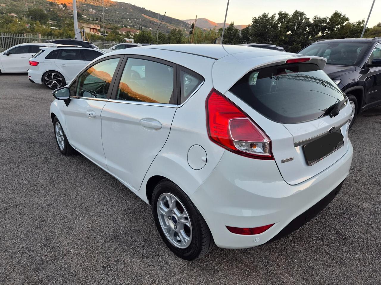 Ford Fiesta 1.5 TDCi 75CV 5 porte Titanium