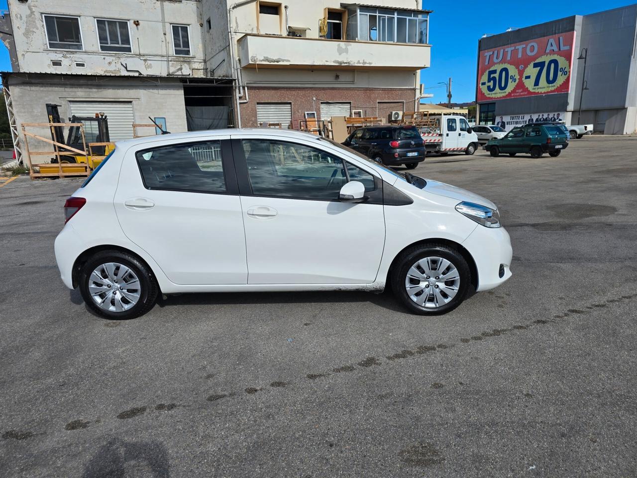 Toyota Yaris 1.0 5 porte